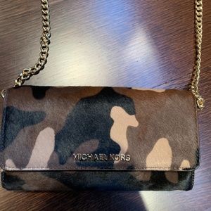 Camo Michael Kors pocketbook